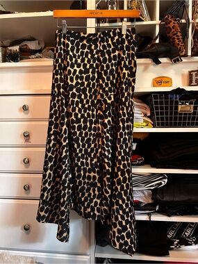 Who What Wear Black and Tan Asymmetrical Animal-Print Midi Skirt